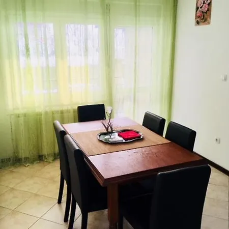 Apartment Sangaj *